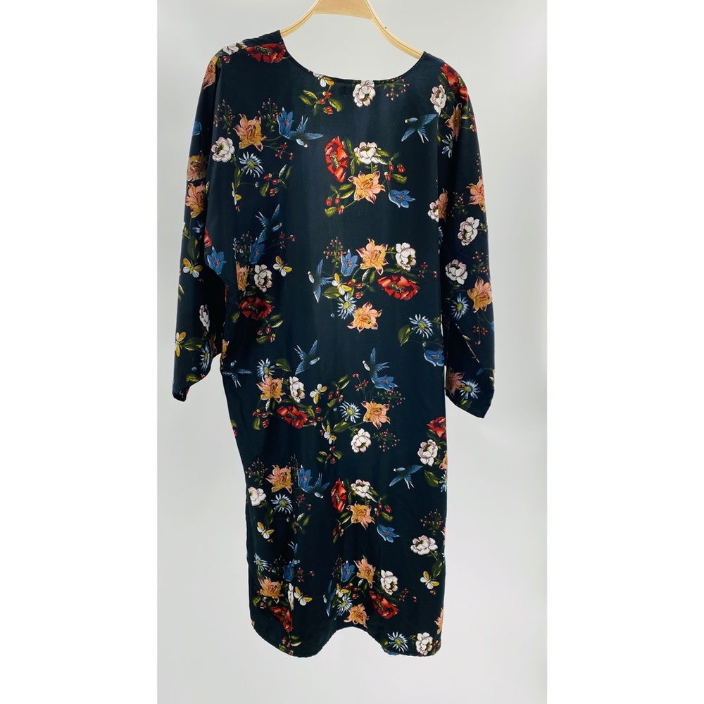 Boohoo Black Floral Kimono w/ Belt Long Sleeve - Picture 4 of 9